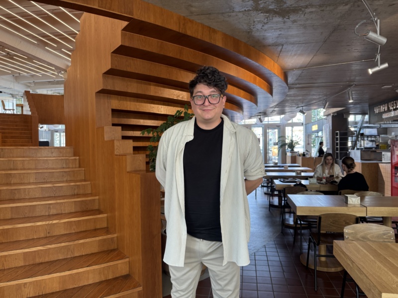 Юрій Пахомов, «Учитель року» в номінації «Хімія», ліцей 24