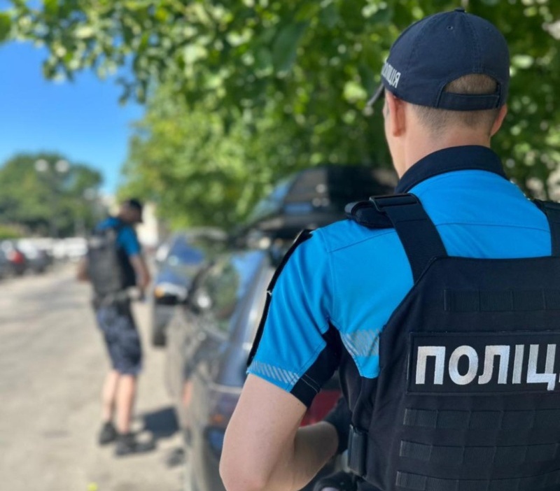 У четвер, 31 липня, патрульні зупинили двох водіїв, що керували транспортним засобом без водійських посвідчень