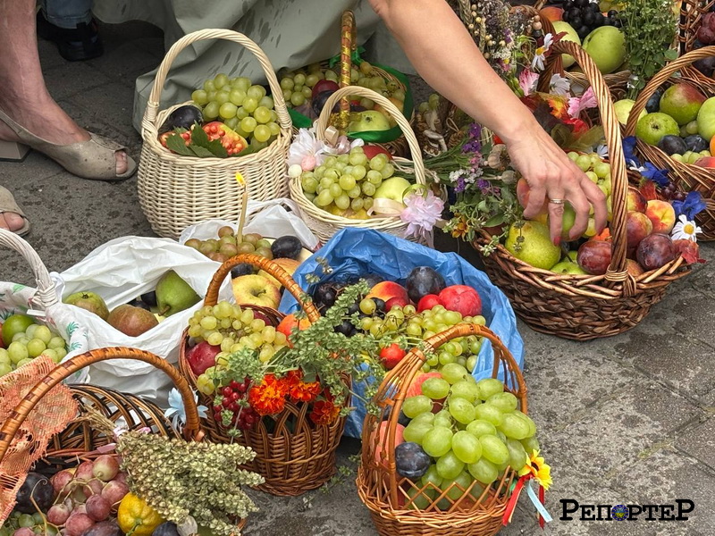 Яблучний Спас, Івано-Франківськ, 2025, катедра