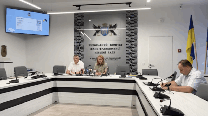 У серпня 2025 року 354 школярі пільгових категорій одержать сертифікати номіналом 1000 гривень на придбання канцелярського приладдя