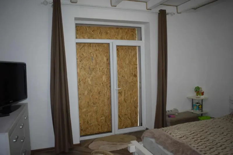 У Калуському районі під час обстрілу постраждало 93 житлові будинки, церква, Народний дім і ліцей