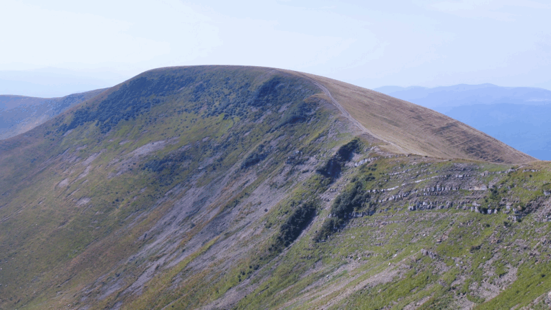 Кадри знімали на головному хребті Свидовецького заповідного масиву, який знаходиться на висоті 1762 м
