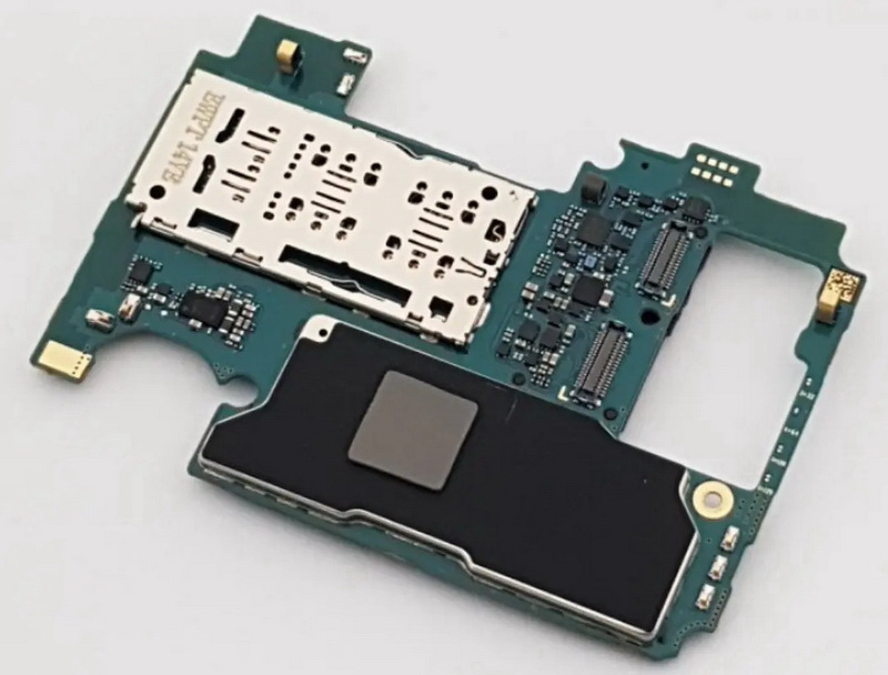 материнська плата