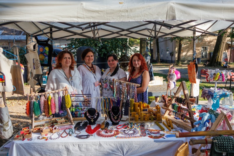У Франківську на «На_шапку FESTIVAL» зібрав понад 88 тисяч гривень для онкохворих дітей 