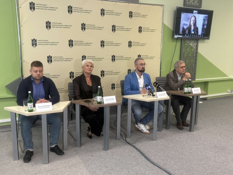 Валентина Якубів. У четвер, 25 вересня, у Карпатському національному університеті імені Василя Стефаника оголосили нового імʼя ректора. Ним стала Валентина Якубів