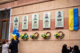 У Франківську відкрили анотаційні дошки Руслану Ганущаку й Ігорю Фільварку