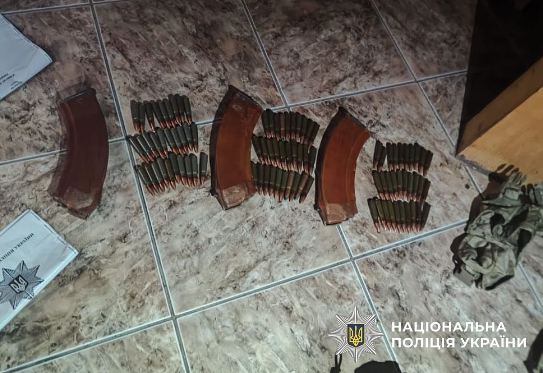 У Коломиї 39-річний чоловік намагався потрапити в квартиру колишньої з вибухівкою
