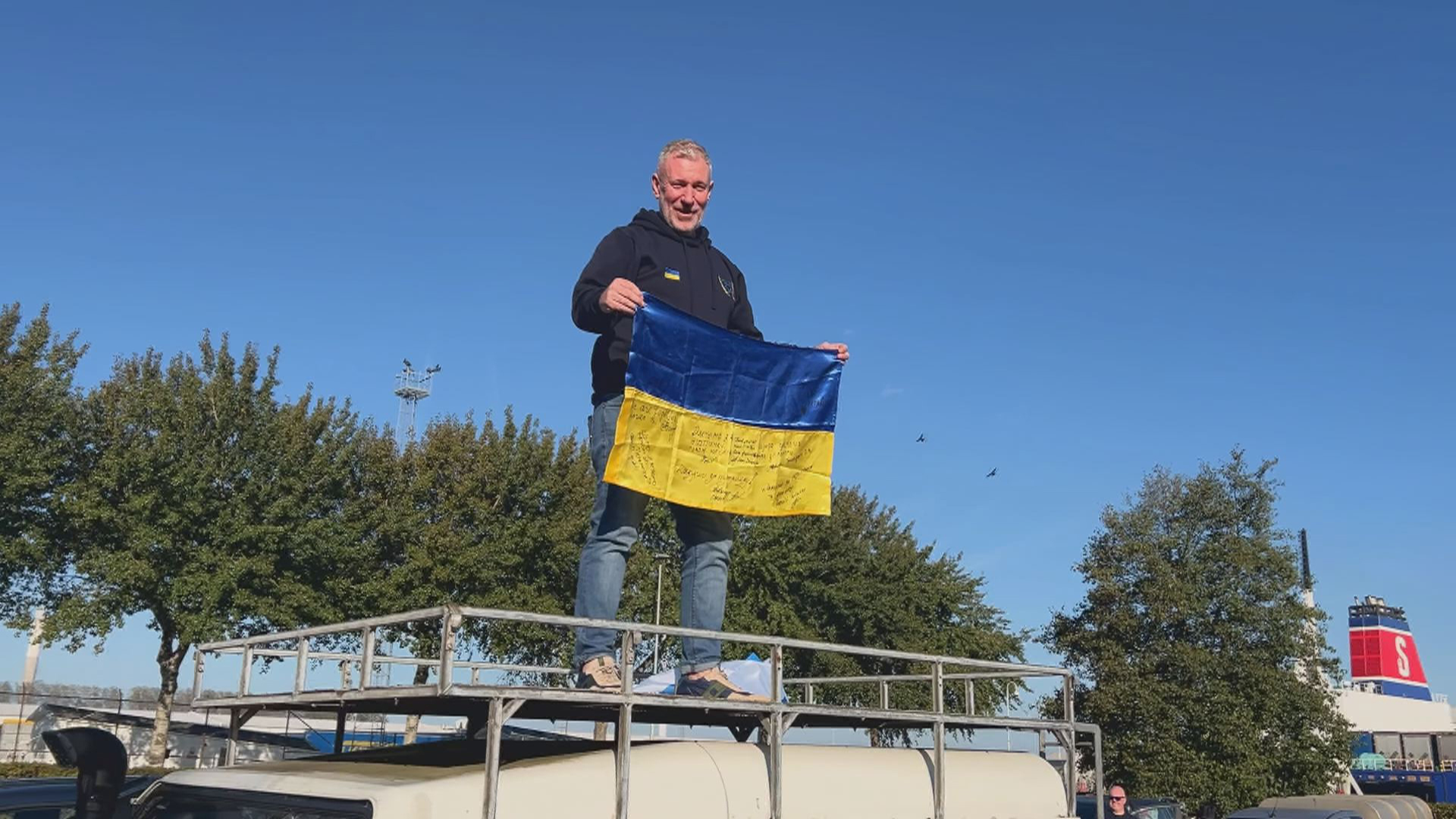 Jeeps for Peace знову привезли до Коломиї автівки для військових (ВІДЕО)