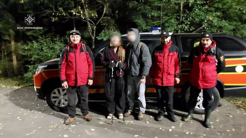 На Прикарпатті рятувальники двічі виїжджали на пошуки туристів у горах