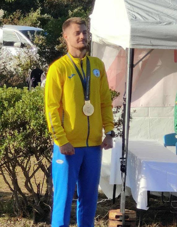 Спортсмен з Прикарпаття Володимир Федосеєнко виборов золоту медаль на середній дистанції під час XXV літніх Дефлімпійських ігор,