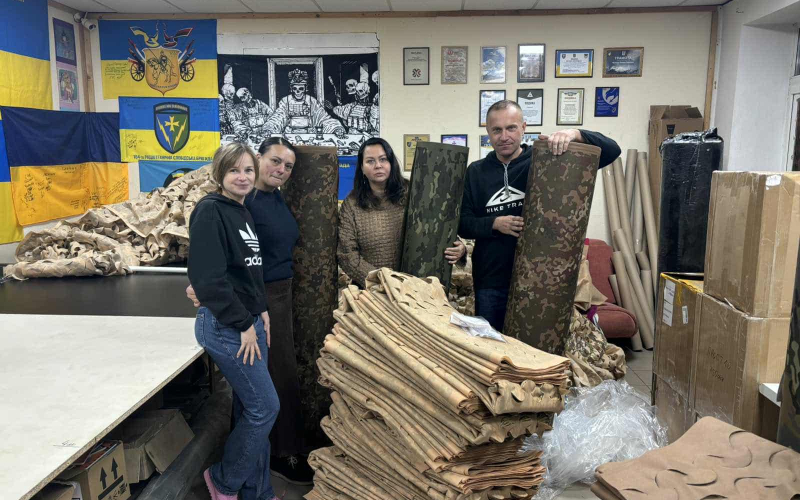 В ІФНТУНГ на благодійному ярмарку зібрали 30 тис грн на ЗСУ