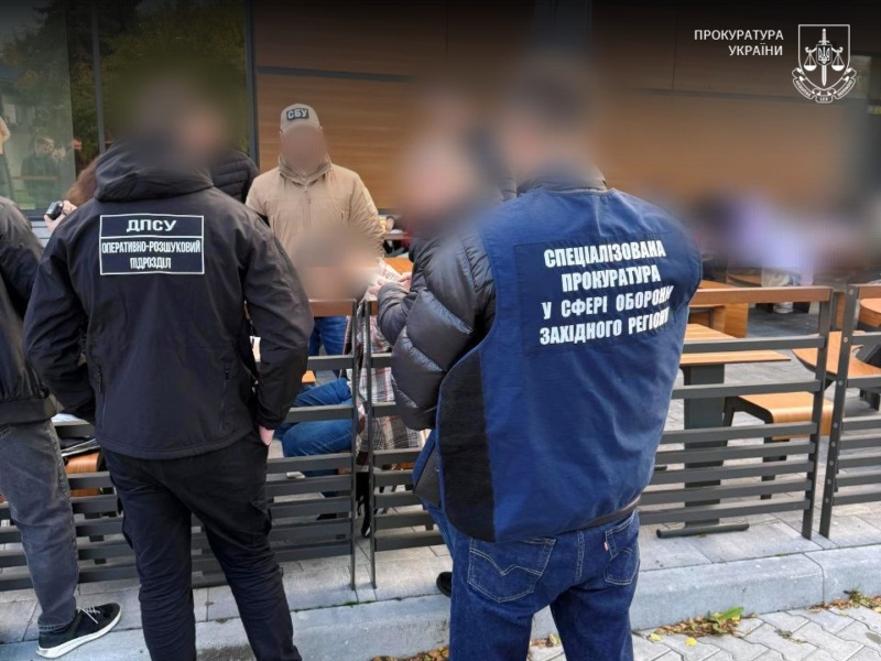 Підполковника Міноборони затримали за підозру в переправленні військовозобов’язаних за кордон