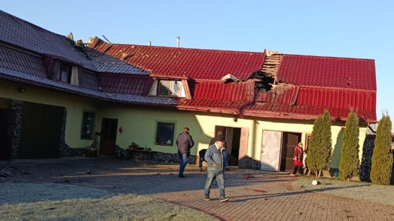 У селі Вербилівці Рогатинської громади, через російський обстріл 19 листопада пошкоджено дев’ять будинків.