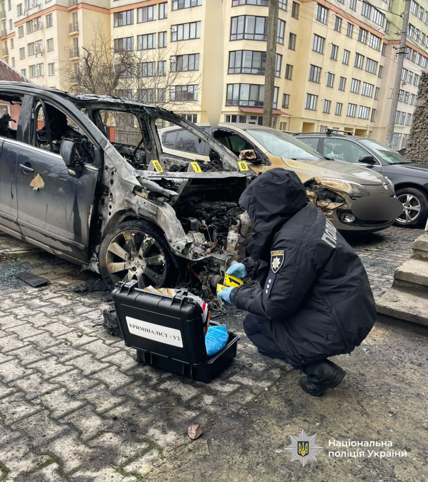 автомобіль