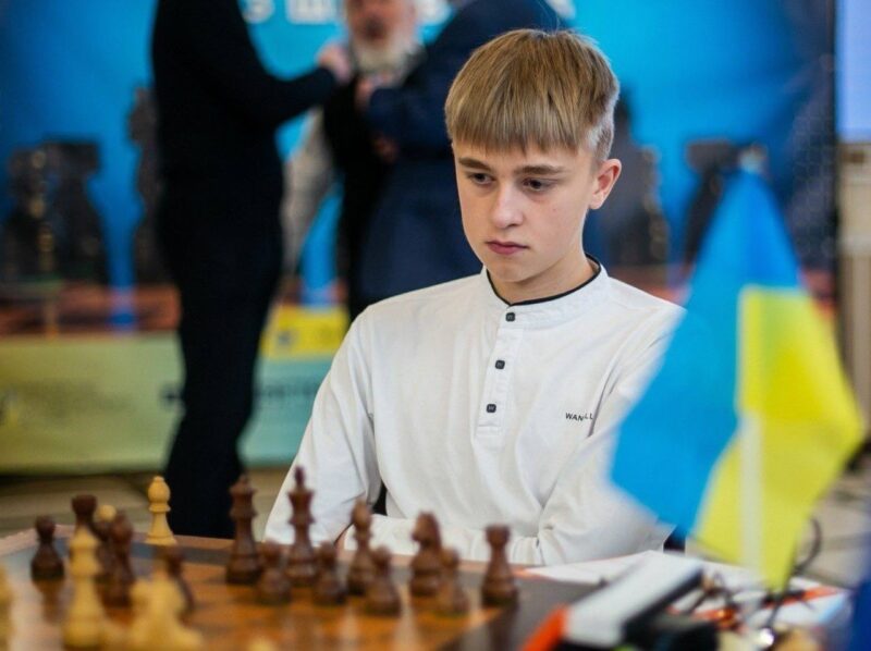 Вихованець ДЮСШ №3 Івано-Франківської міської ради Максим Паньків виборов бронзову медаль на Чемпіонаті України 2025 року з блискавичної гри в шахи серед чоловіків