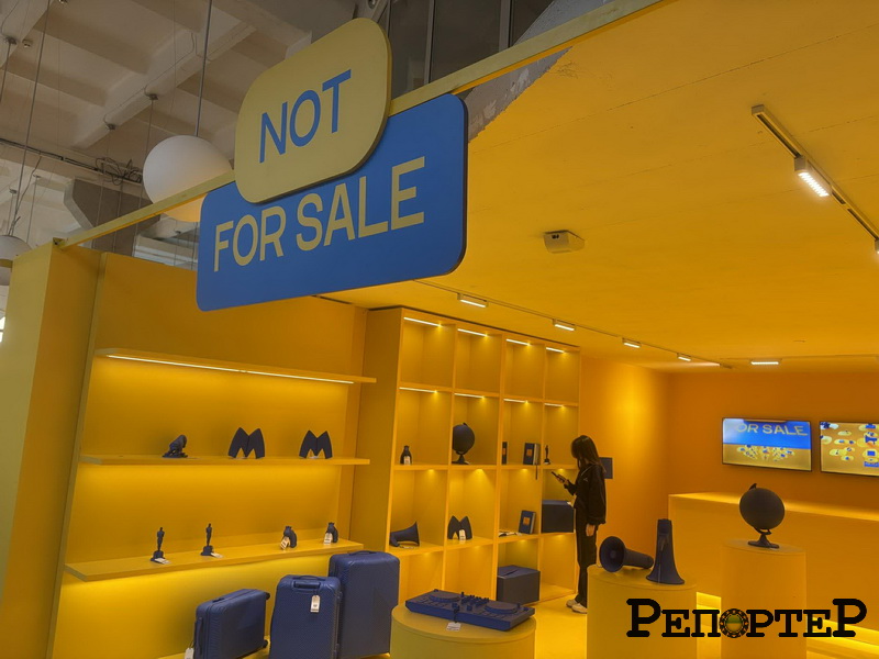 «Не для продажу». У Франківську показали український павільйон з міжнародної бієнале