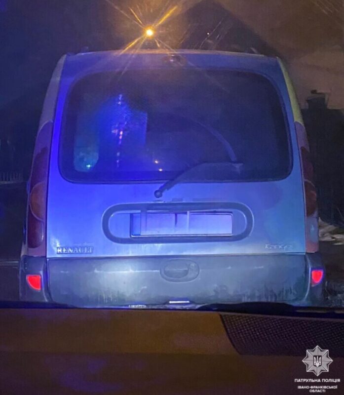 У Франківську зупинили неповнолітнього водія