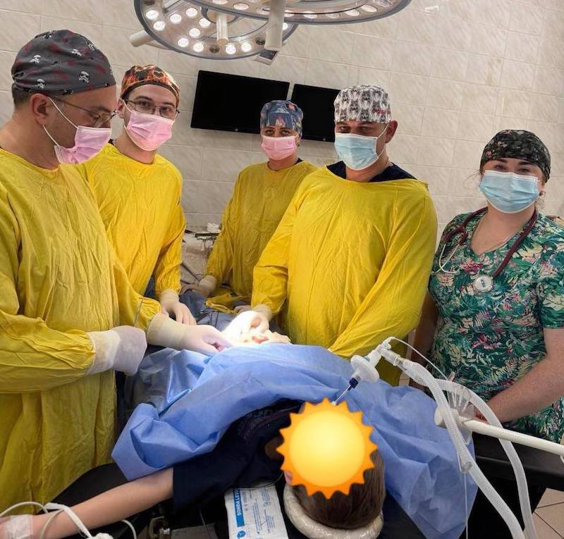 прооперували хлопчика, який проковтнув 17 магнітів