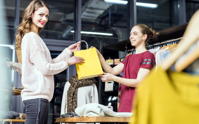 продавець продаж товар