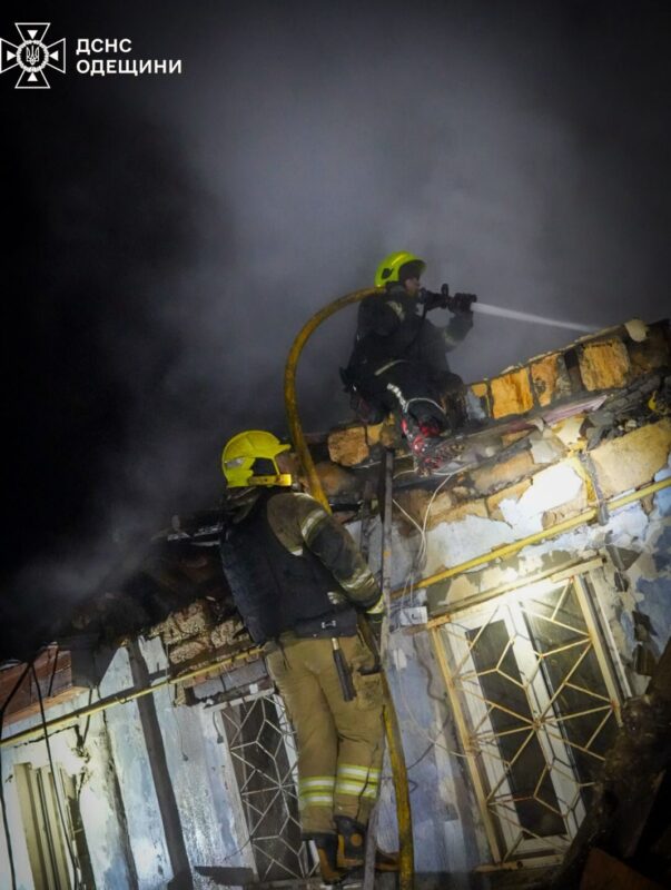 Уночі росія атакувала Одесу - загинула літня жінка