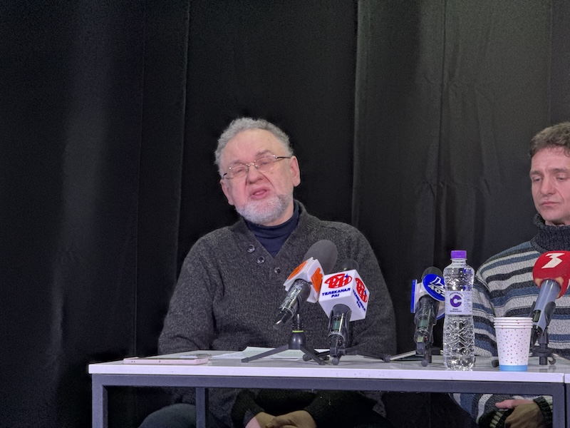 У Палаці Потоцьких облаштували камерну сцену для театру драми і комедії IF DRACO. Володимир Єшкілєв