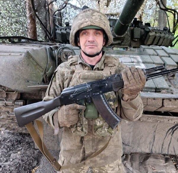 На війні загинули захисники з Прикарпаття - Володимир Криницький, Василь Соломійчук, Іван Бойченюк та Роман Дехтяр