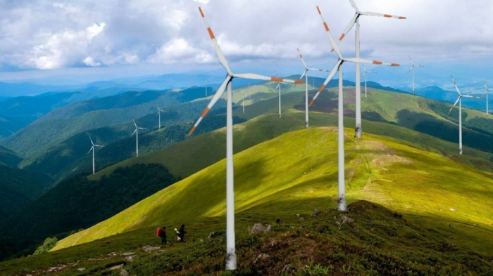 гори вітрова електростанція