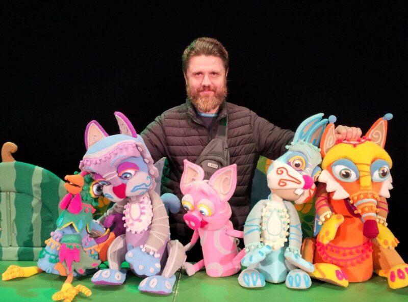 «Своє ти маєш захищати»: франківець Андрій Калин – про театр ляльок, ЗСУ і знов про театр
