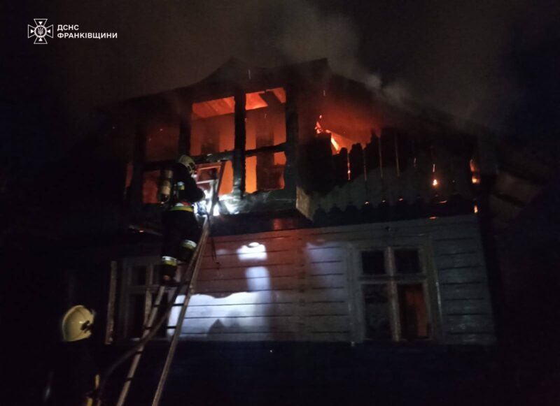 На Франківщині під час пожеж загинуло двоє людей 