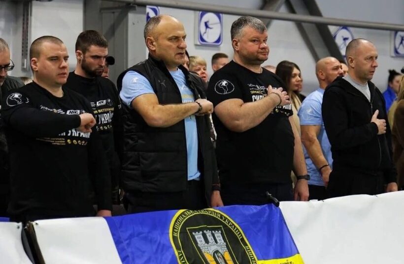 роман зорій