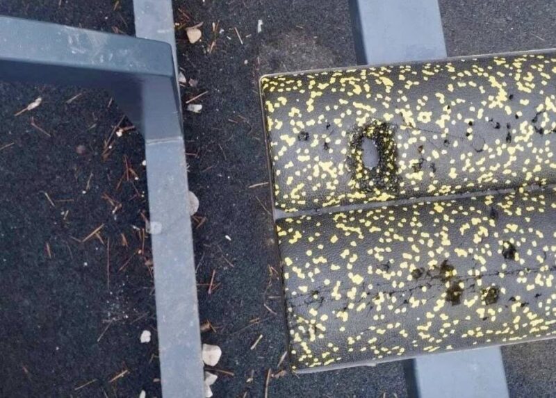 У Калуші вандали пошкодили спортивний майданчик "Strong Workout"