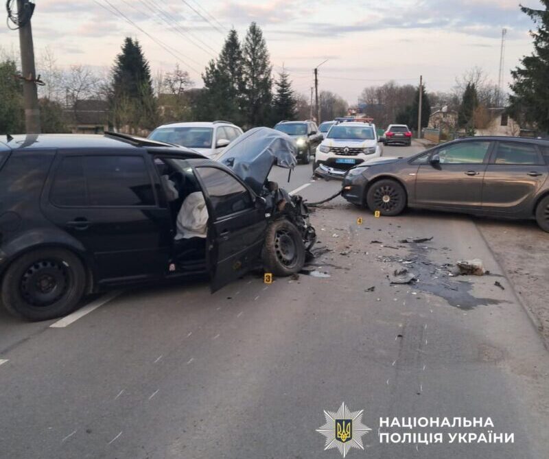 У чотирьох громадах Прикарпаття сталися ДТП: травмувалися п’ятеро людей
