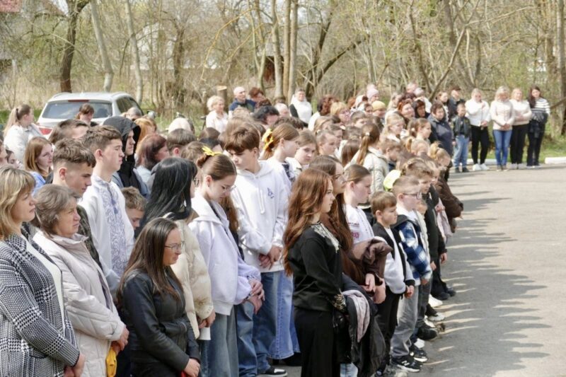 У Калуській громаді відкрили меморіальну дошку бійцю Андрію Красію
