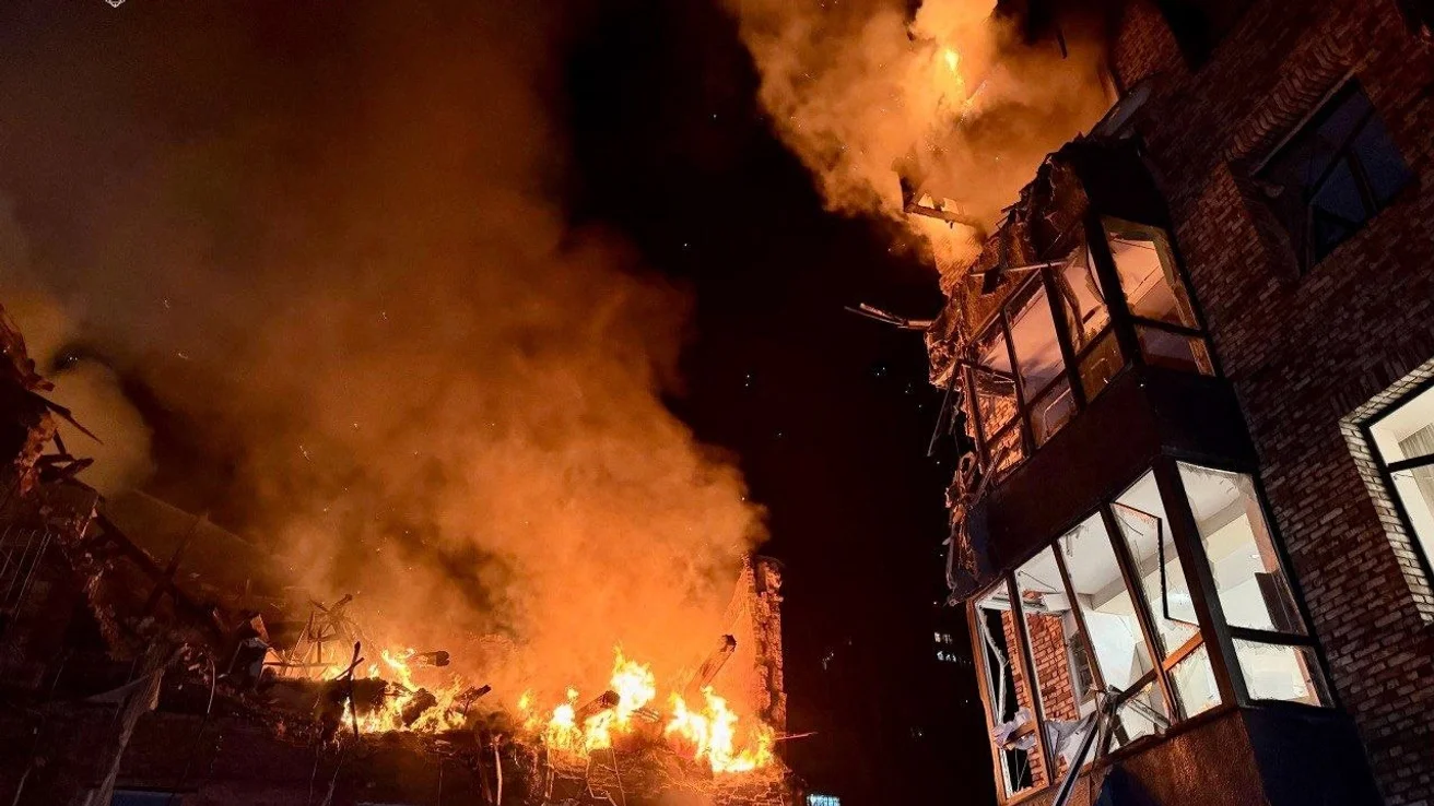 v6w2s2---c16x9x50px50p--1d2a97441971a7bf8c35d9b2a82d6460