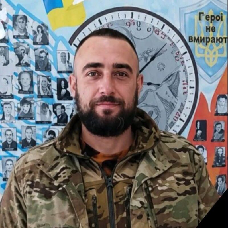 Прикарпаття втратило захисників Володимира Винника, Мирослава Файдаша й Романа Зінька