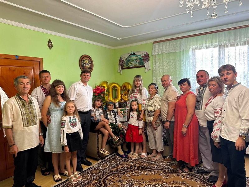 Родзінська 102 роки