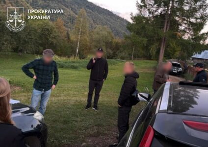 На Прикарпатті продавали необліковану деревину