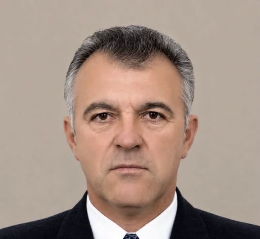 викладач